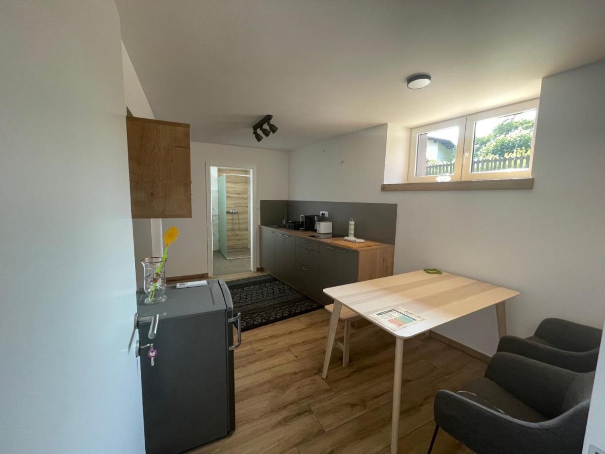 Azimut Hisa Apartment โทลมิน ภายนอก รูปภาพ