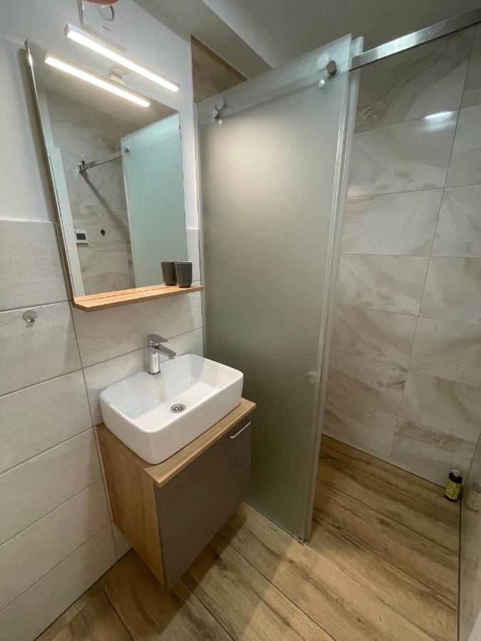 Azimut Hisa Apartment โทลมิน ภายนอก รูปภาพ
