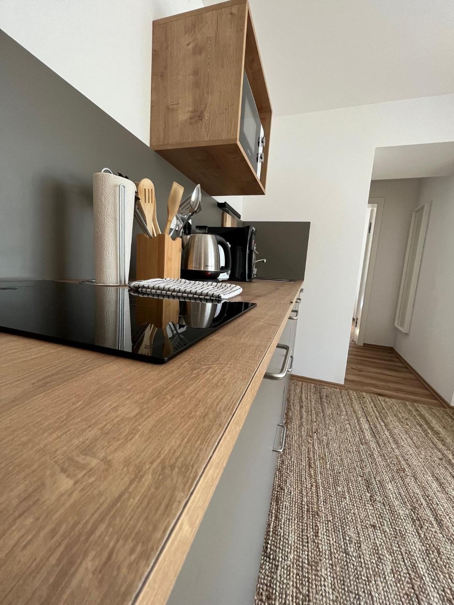 Azimut Hisa Apartment โทลมิน ภายนอก รูปภาพ