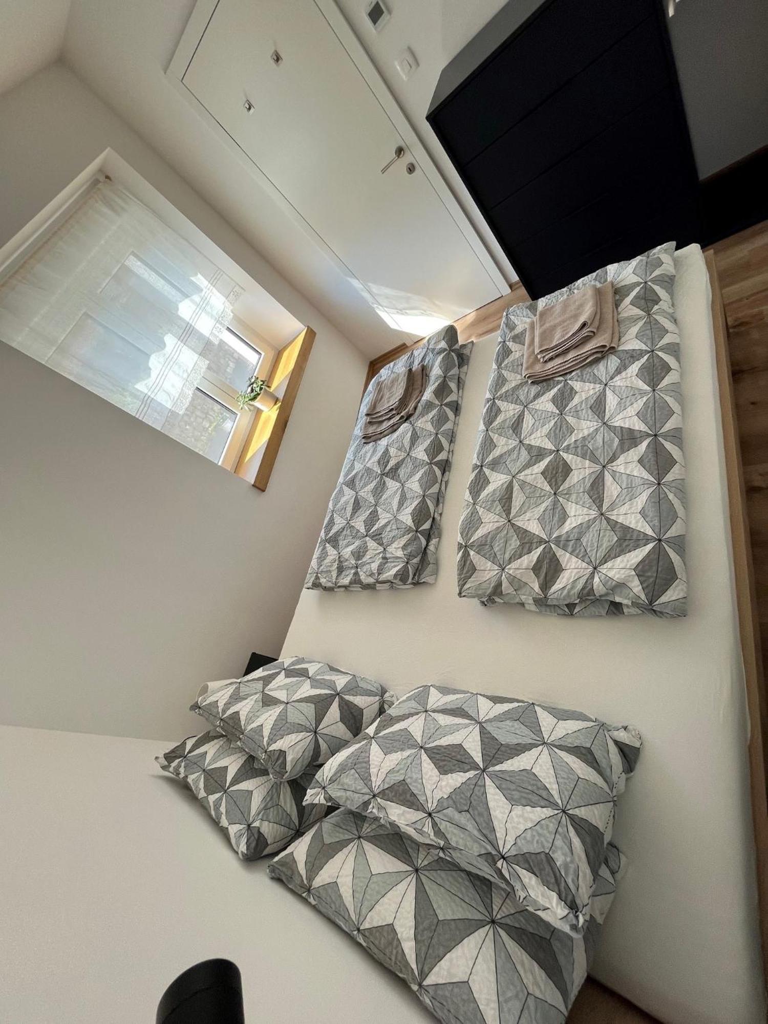 Azimut Hisa Apartment โทลมิน ภายนอก รูปภาพ